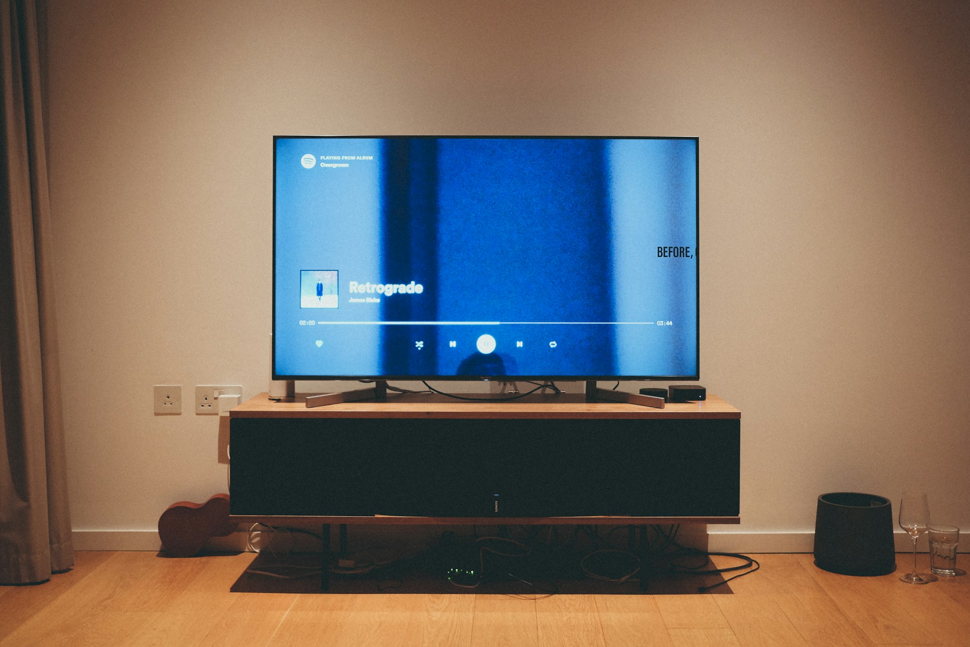 Smart home control panel